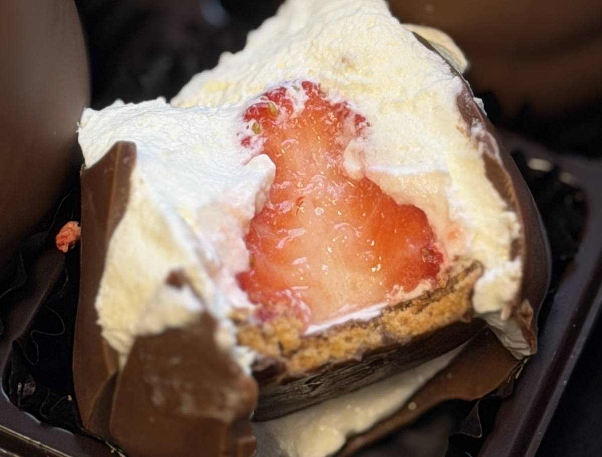 催事では毎回大行列！フレッシュ＆ドライ苺のスイーツが絶品