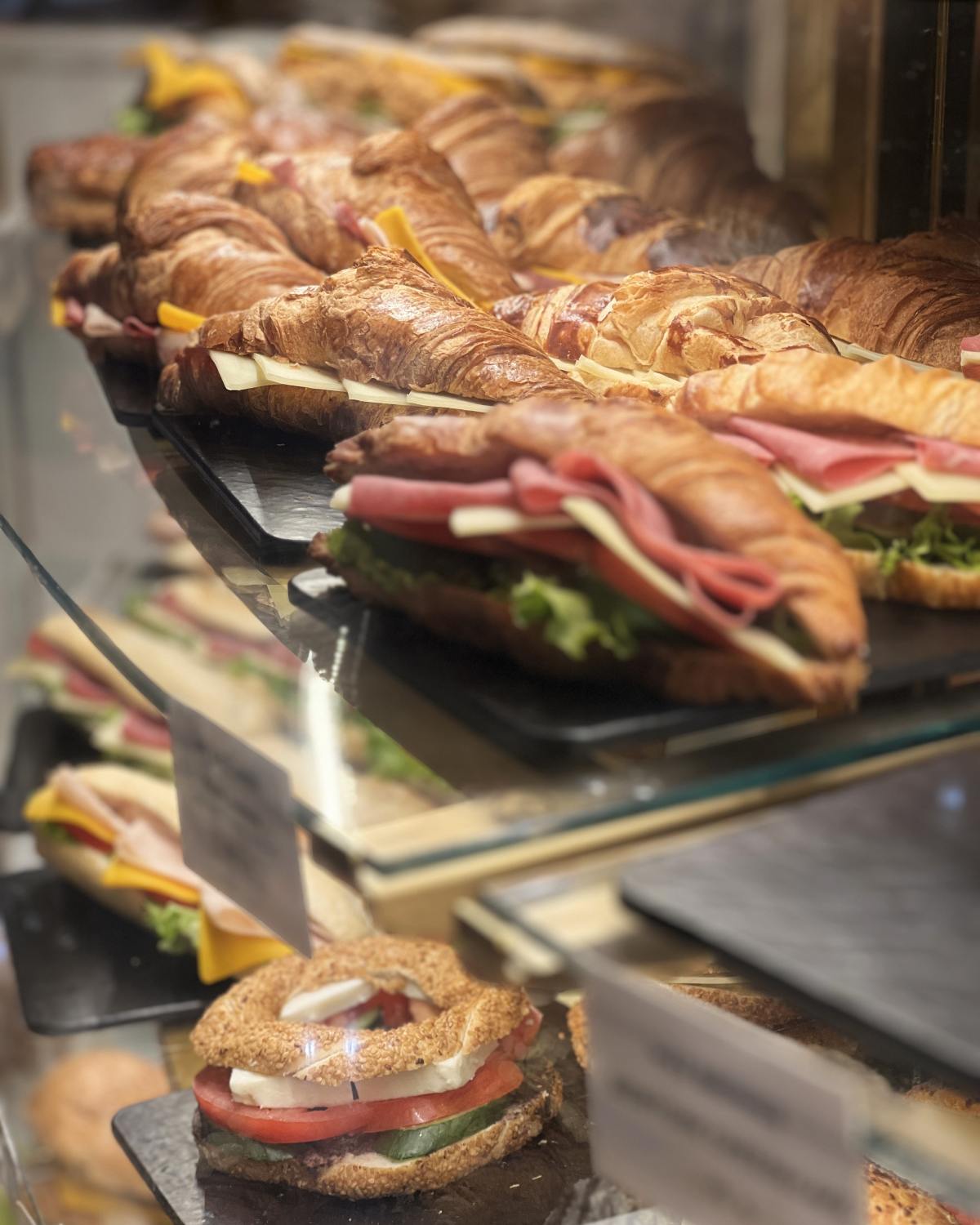 マックスブレナーのサンドイッチ