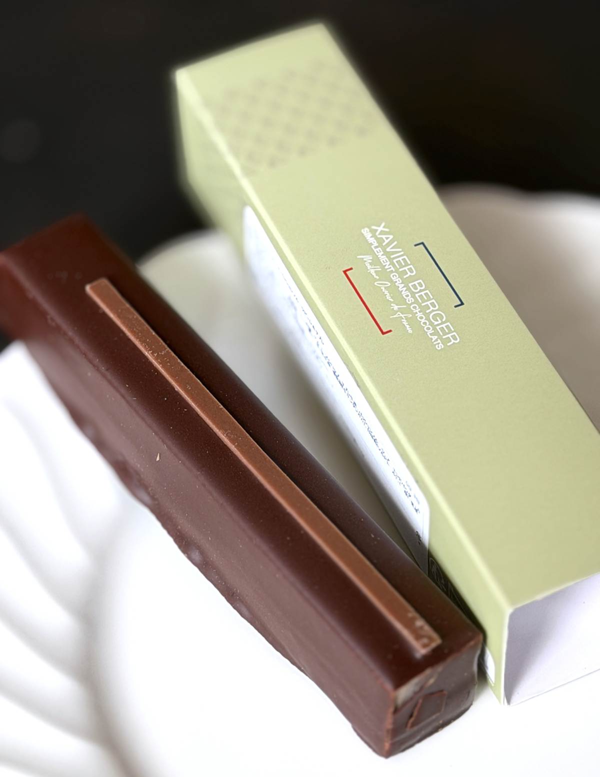 グザビエベルジェ バー ガナッシュ&パッションフルーツピュレ、サブレ