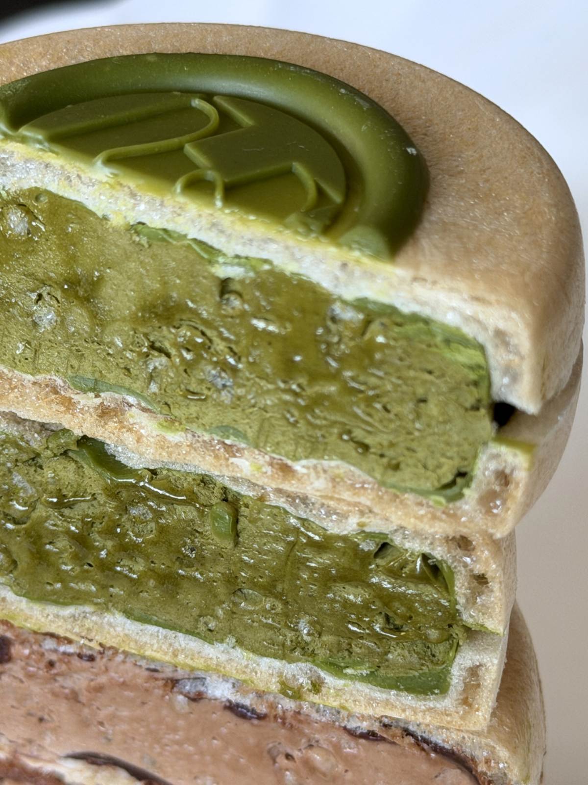 Monaショコラの断面