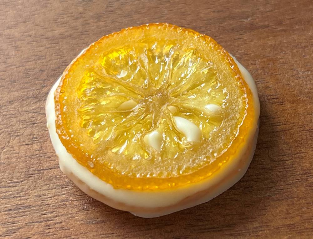 カカオ弁当のオレンジ