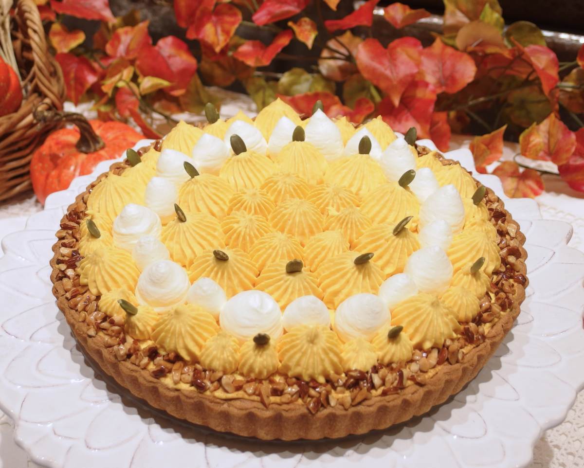 北海道みよい農園産“くりりん”かぼちゃとチョコレートのタルト