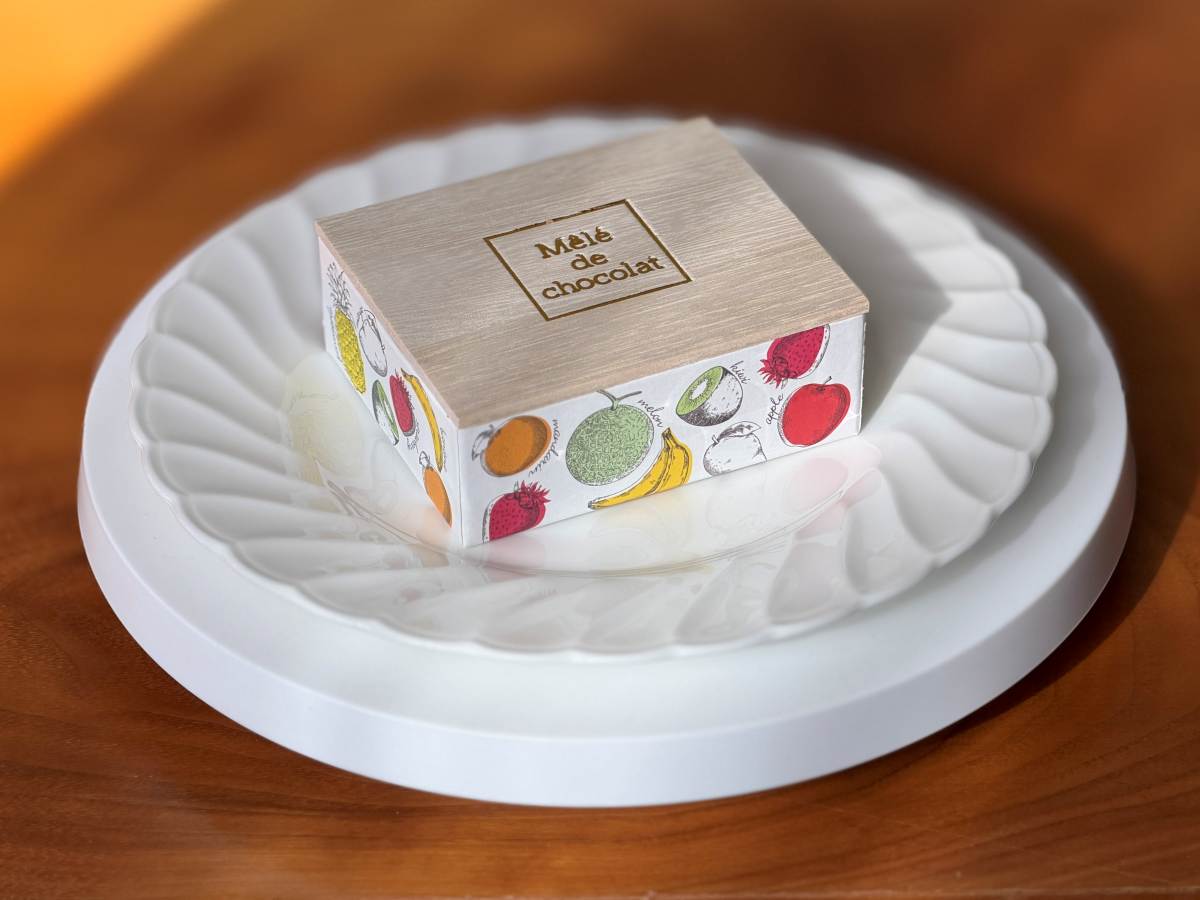 メレドショコラ ロゴ