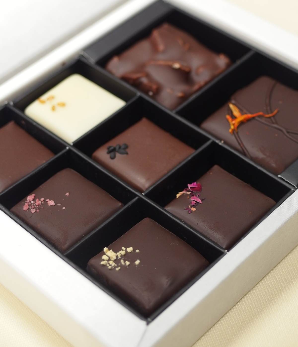 ラヴァンスのボンボンショコラ