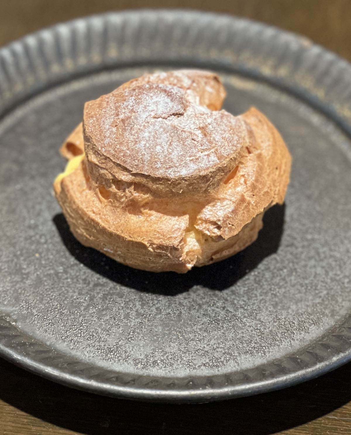 窯出しシュークリーム