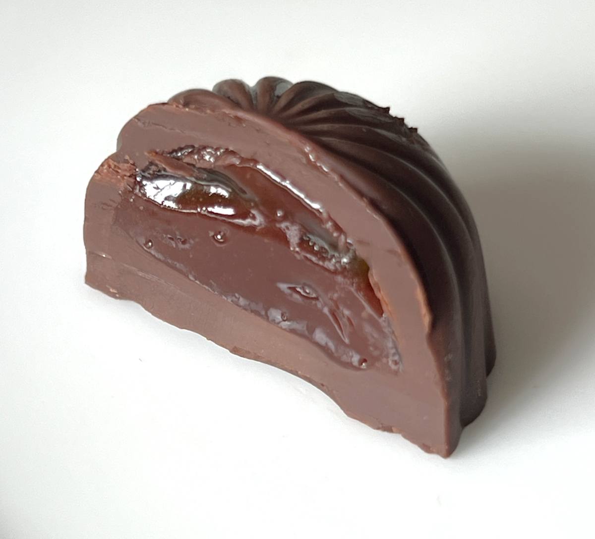 ショコラトロリィ ビターオレンジ 断面