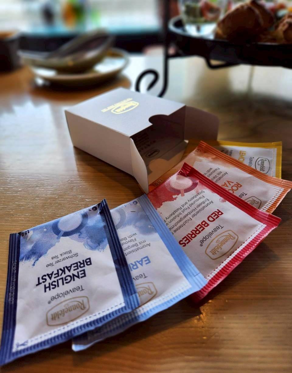 ロンネフェルトのプチクリスマスギフトのプレゼント