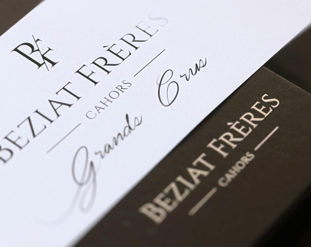 ベジアフレールのロゴ