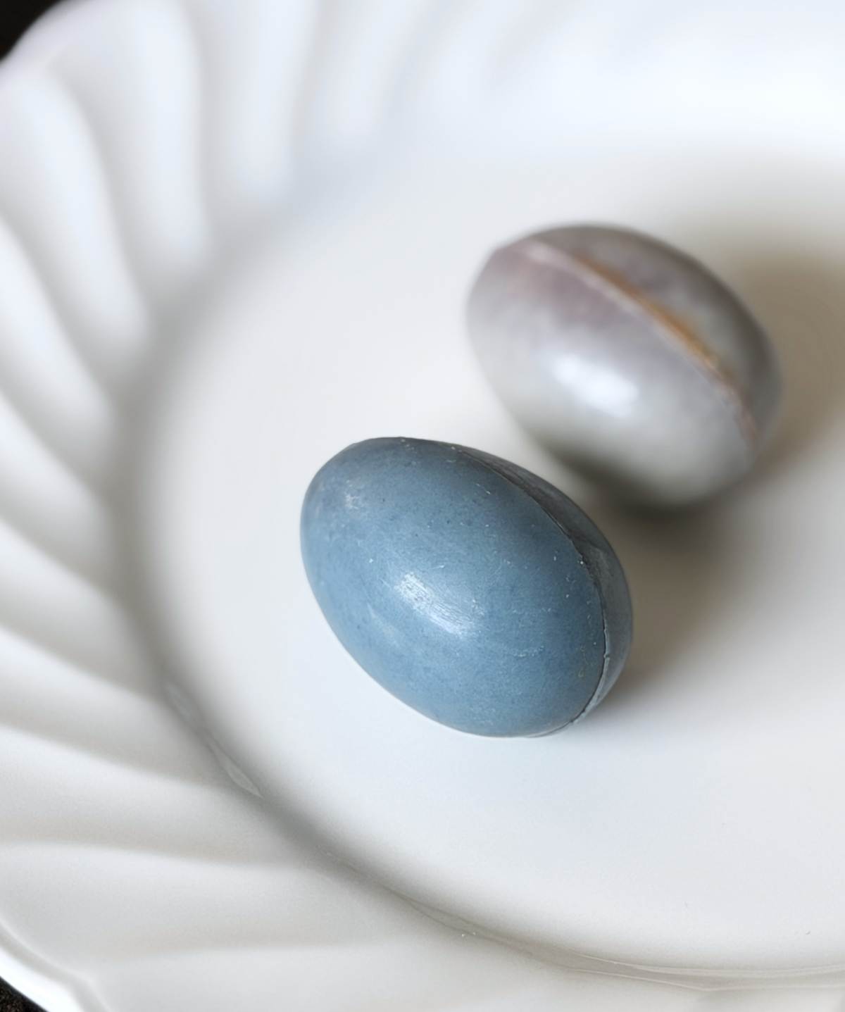 そば茶のプラリネ×バニラ キャラメル(ダーク)