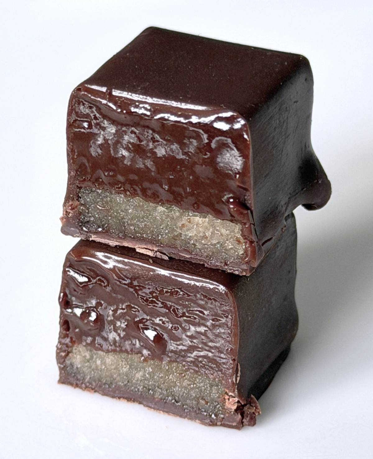 マジパンと緑茶のアールグレイのボンボン